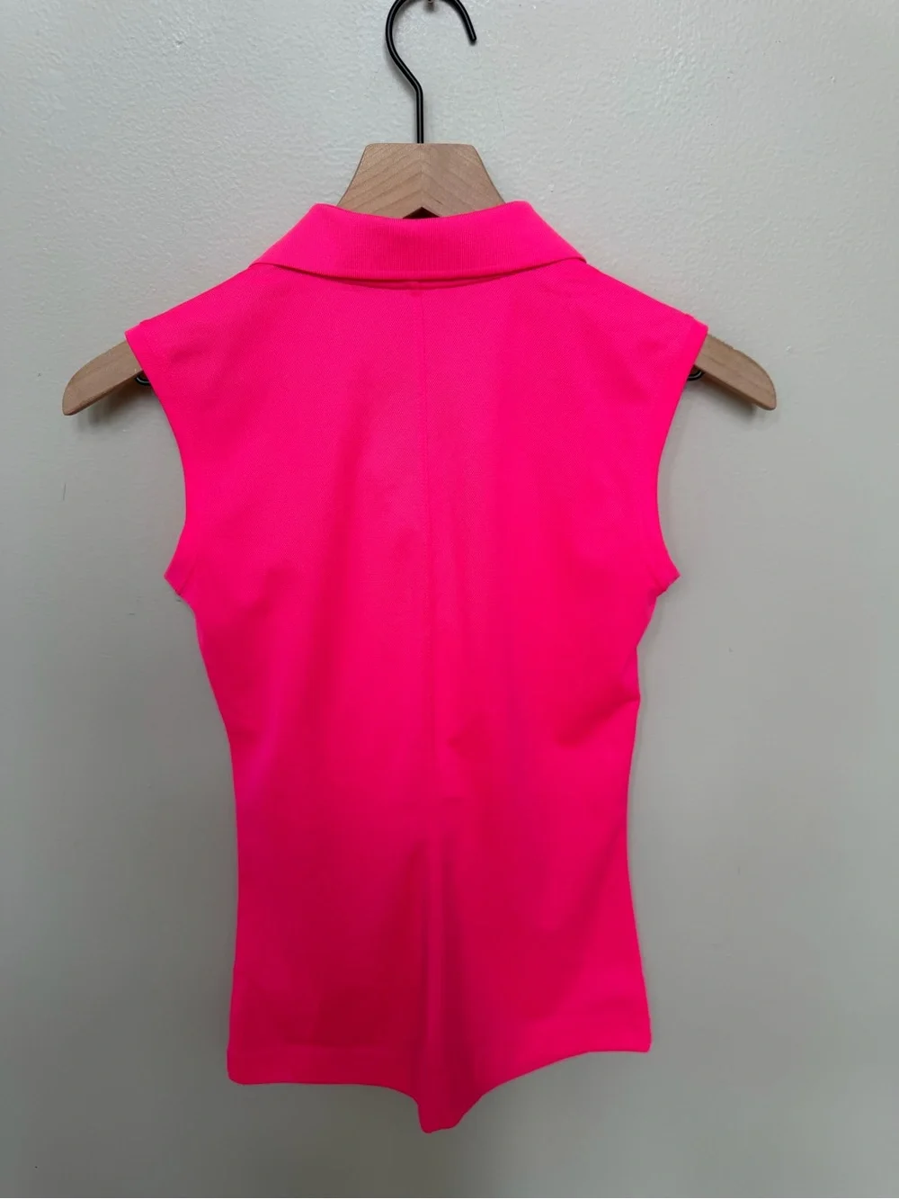 Nike Golf Tour Performance Sleeveless Golf Polo Tank Top in Bright Hot Pink XS